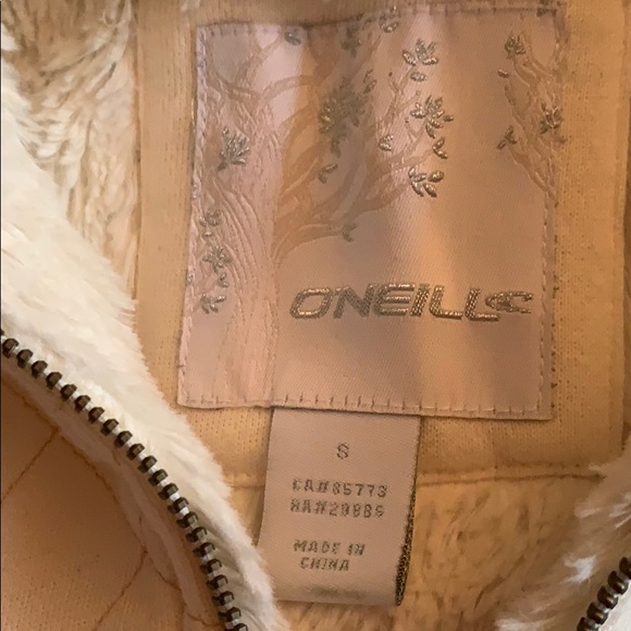 O’NEILL faux fur lined sweatshirt, Size Small - Picture 2 of 7